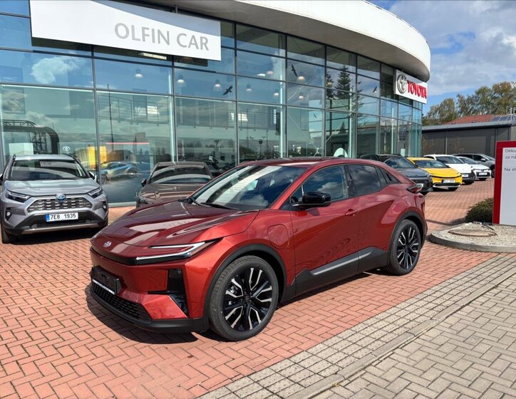 Toyota C-HR SUV / Terénní 0,0 165 kw