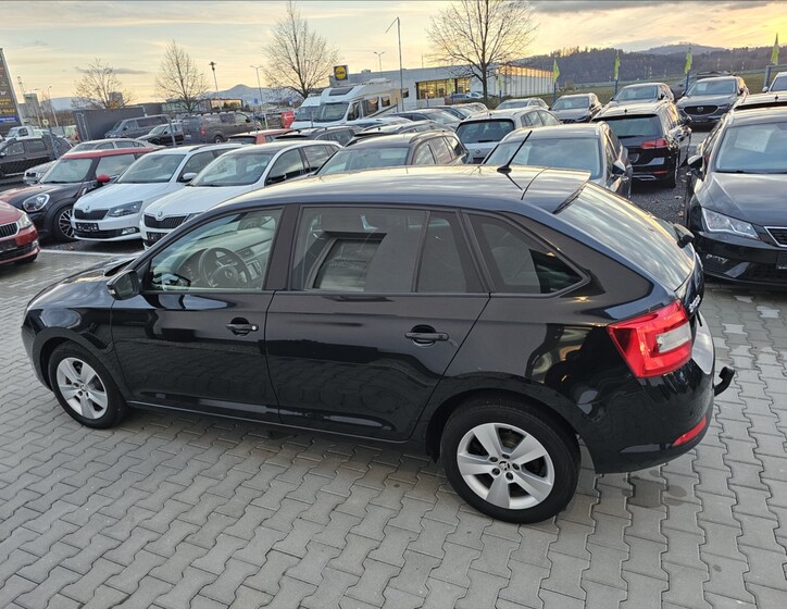 Škoda Rapid 9