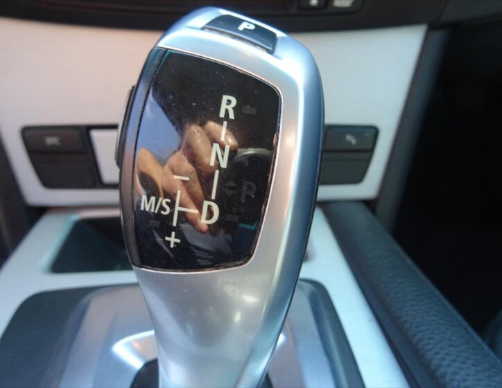 BMW Řada 5 Kombi 3,0 l 173 kw