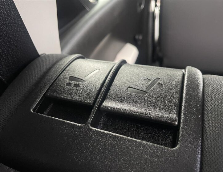 Suzuki Ignis Hatchback 1,2 l 66 kw