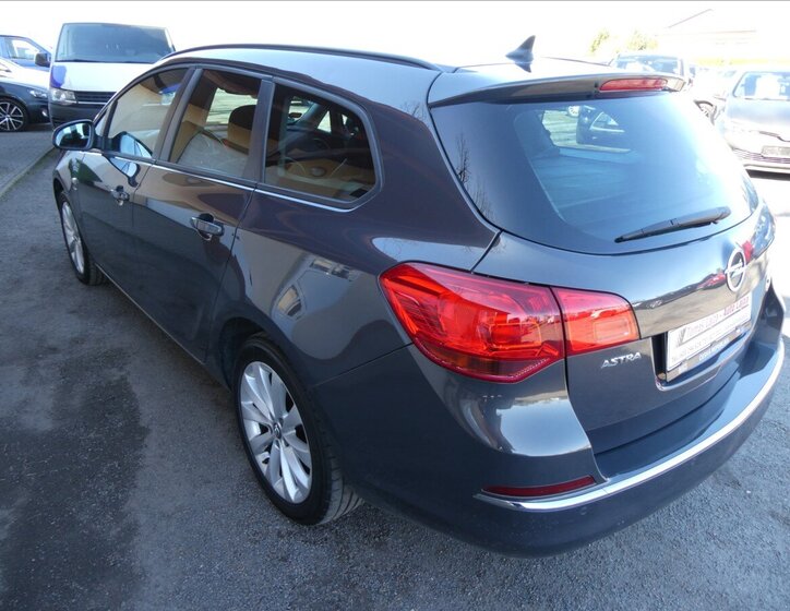 Opel Astra Kombi 1,4 l 103 kw