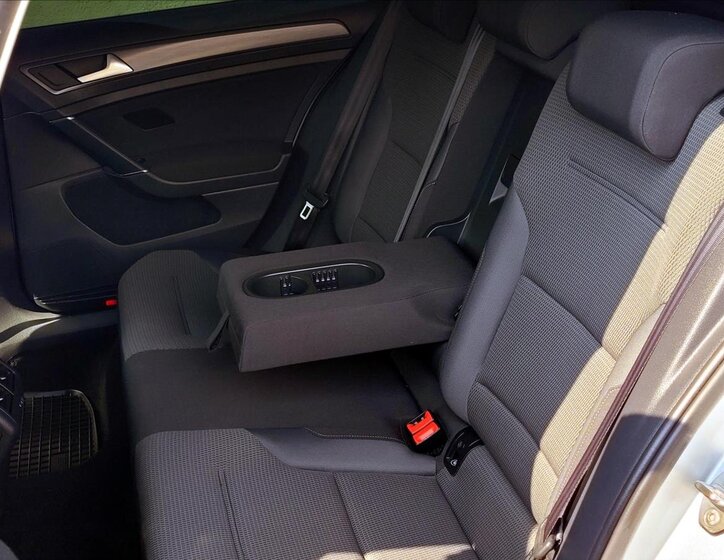 Volkswagen Golf Kombi 1,6 l 85 kw