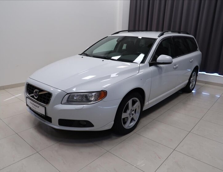 Volvo V70 Kombi 2,4 l 120 kw