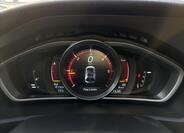 Volvo V40 24