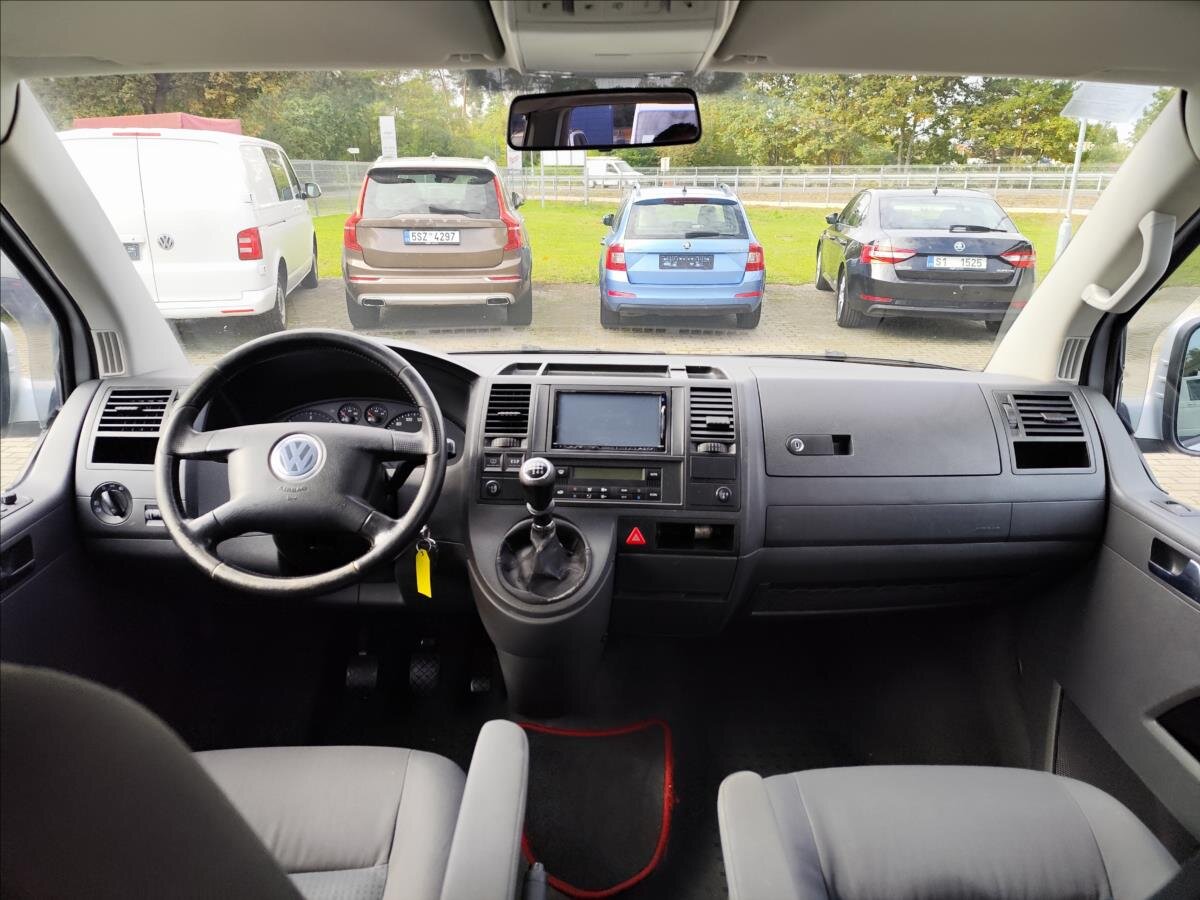 Volkswagen Caravelle Ostatní 2,5 l 96 kw