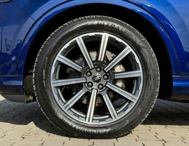 Audi Q7 SUV 3,0 l 210 kw
