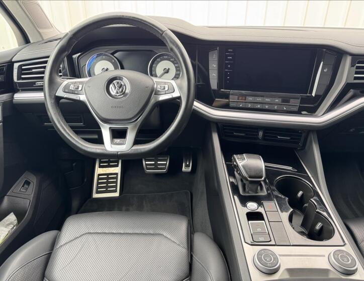 Volkswagen Touareg 26