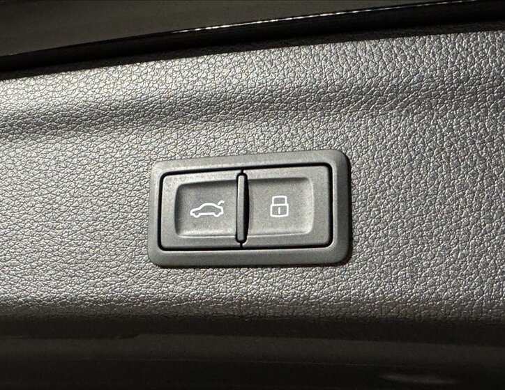 Audi Q3 SUV 2,0 l 140 kw