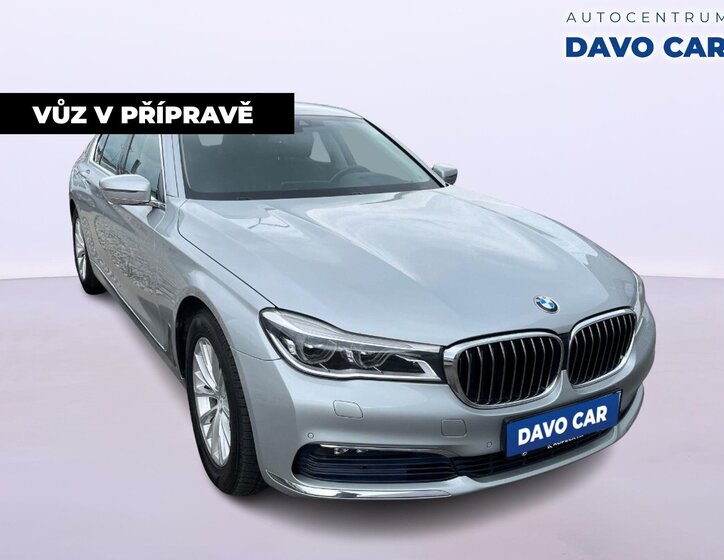 BMW Řada 7 Sedan / Limuzína 3,0 l 235 kw