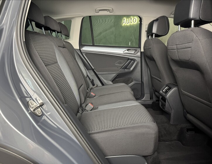 Volkswagen Tiguan 13