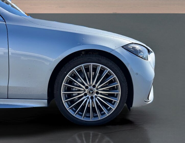 Mercedes-Benz Třídy C Sedan / Limuzína 2,0 l 162 kw