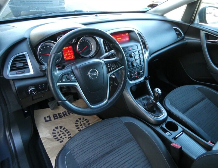 Opel Astra Kombi 1,4 l 103 kw