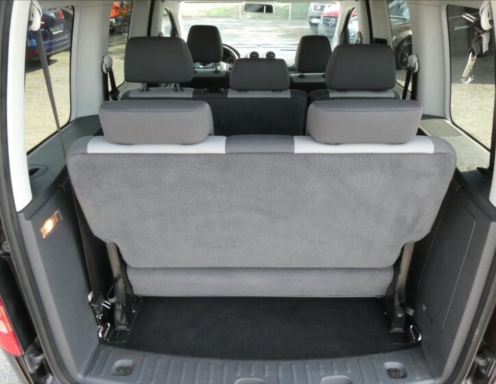 Volkswagen Caddy Kombi 1,6 l 75 kw