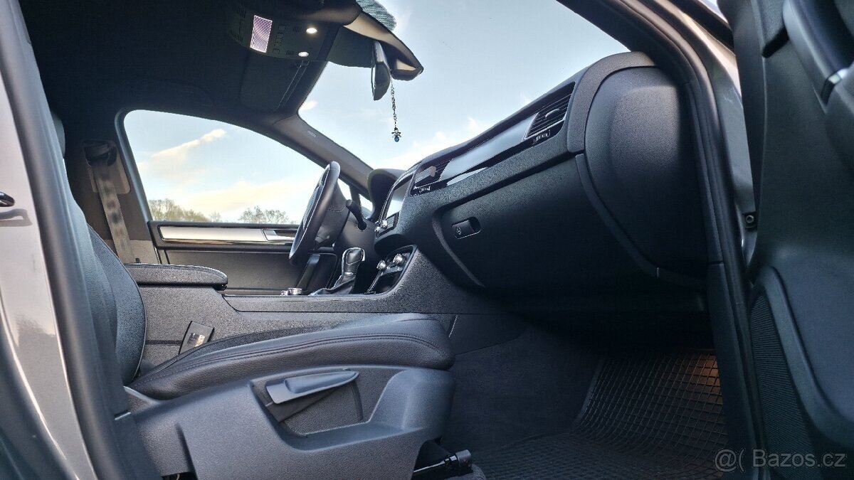 Volkswagen Touareg SUV / Terénní 0,0 139 kw