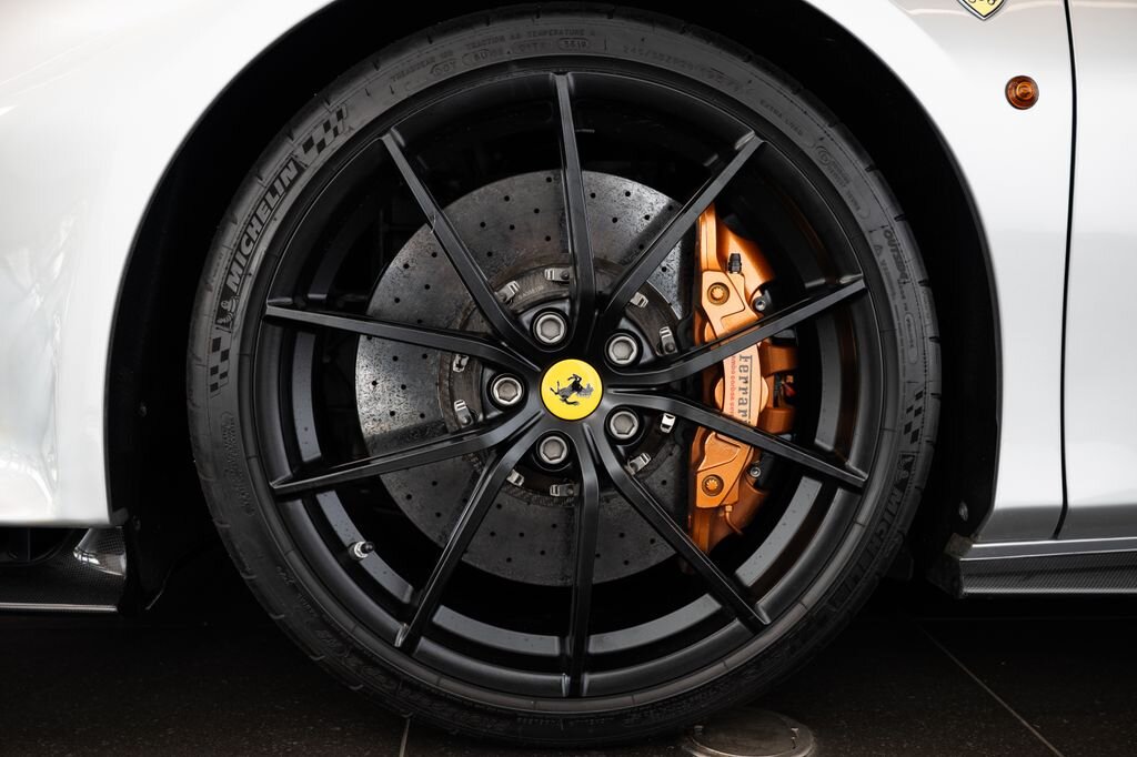 Ferrari 488 Kupé 3,9 l 530 kw