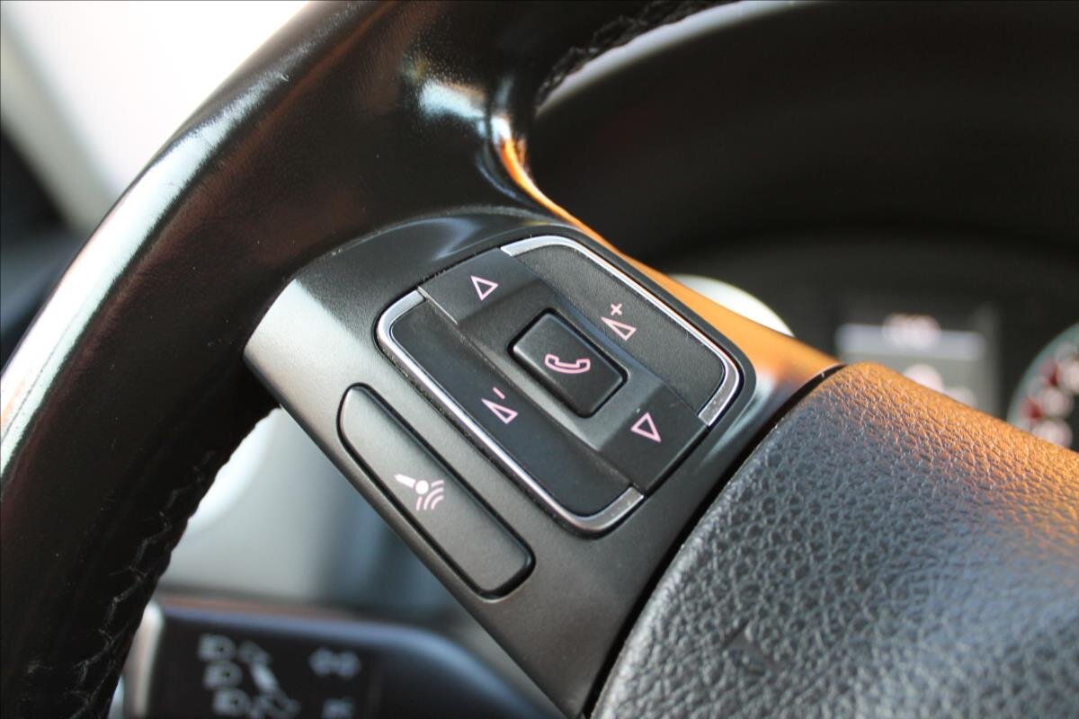 Volkswagen Tiguan SUV 1,4 l 90 kw