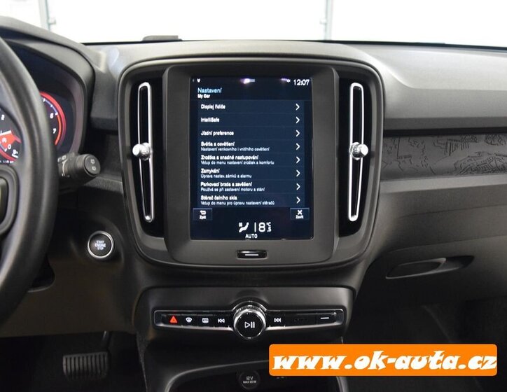 Volvo XC40 SUV / Terénní 0,0 95 kw