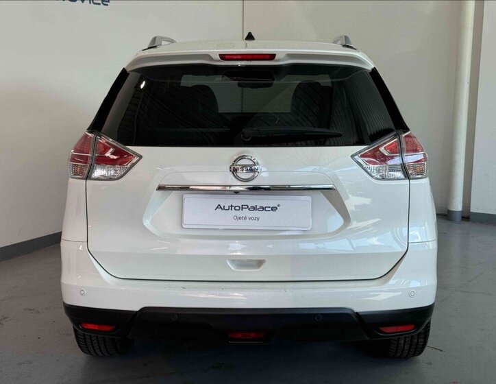 Nissan X-Trail SUV / Terénní 1,6 l 96 kw