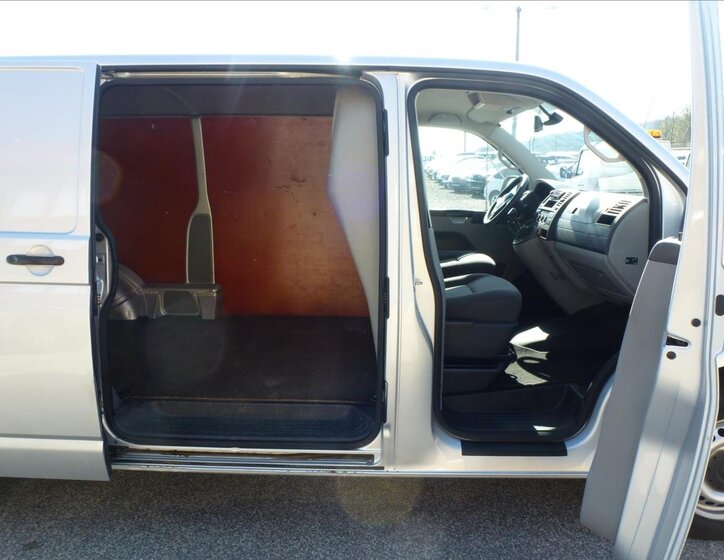 Volkswagen Transporter Ostatní 2,0 l 103 kw