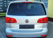 Volkswagen Touran 9
