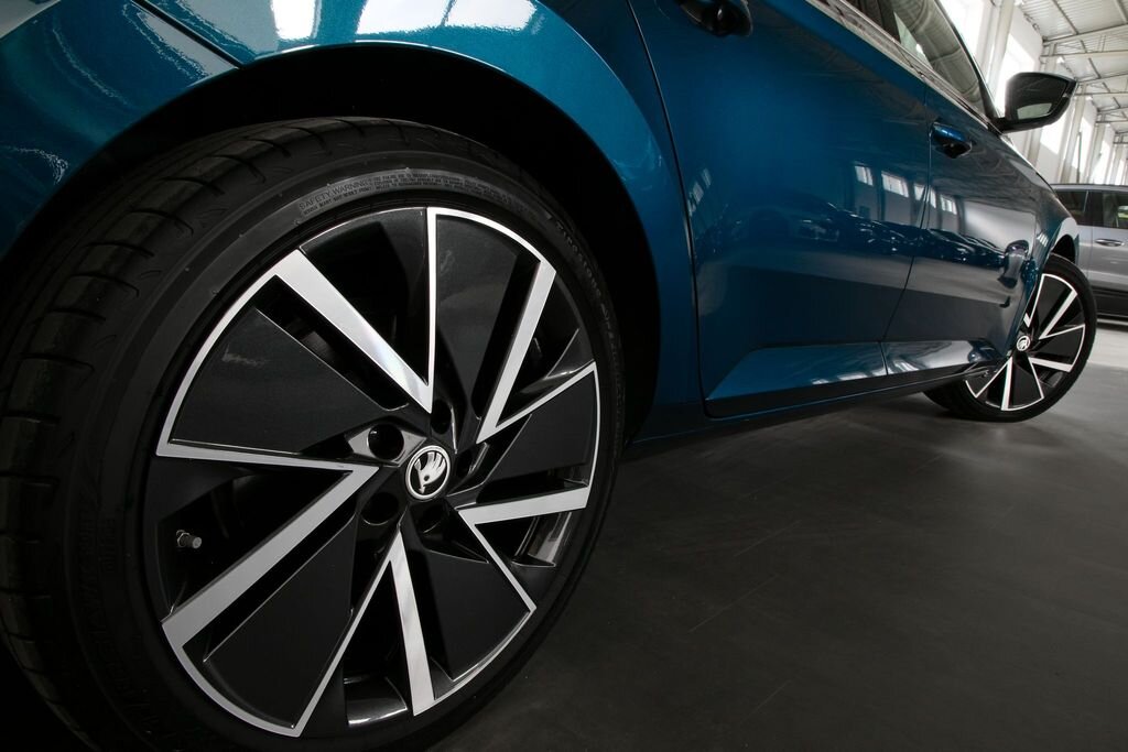 Škoda Superb Kombi 1,4 l 160 kw