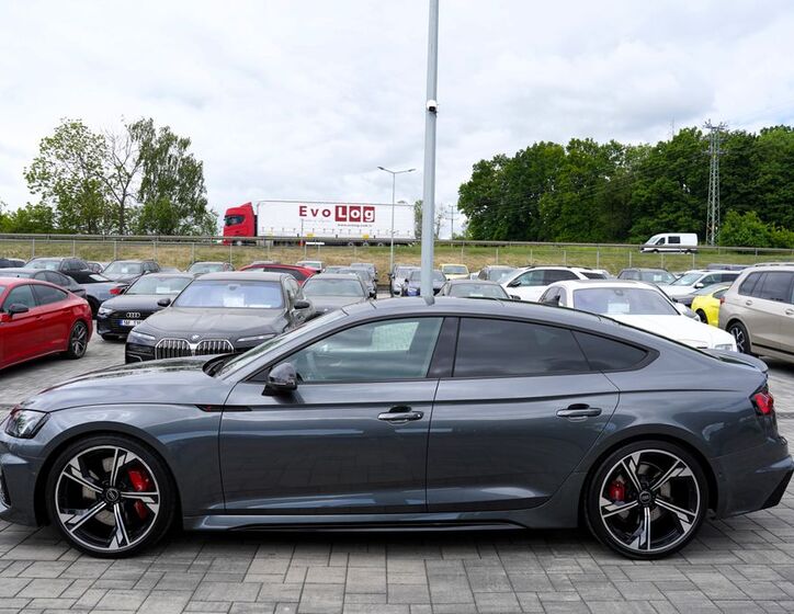 Audi RS5 3