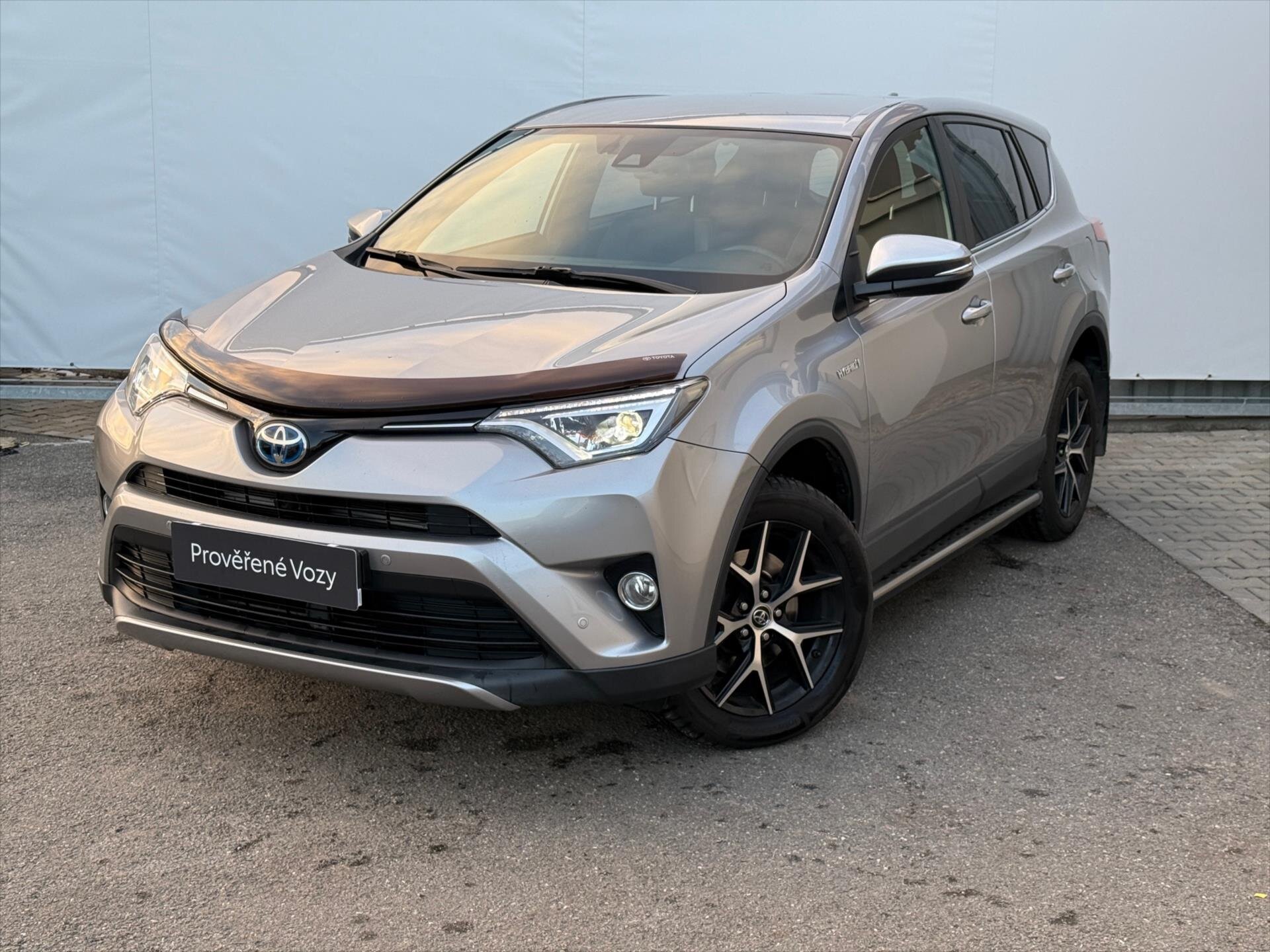 Toyota RAV4 SUV 2,5 l 114 kw