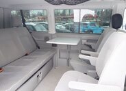 Volkswagen Multivan 21