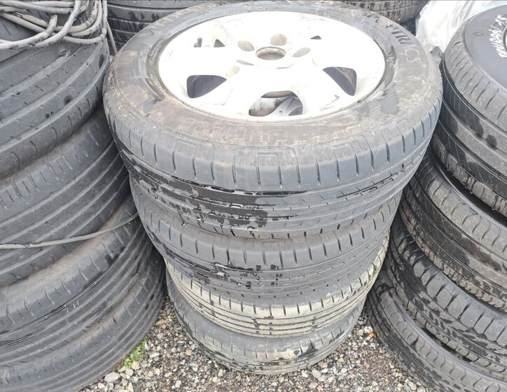 Suzuki SX4 Hatchback 1,9 l 88 kw