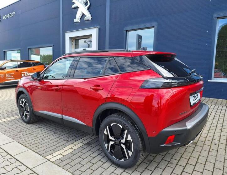 Peugeot 2008 3