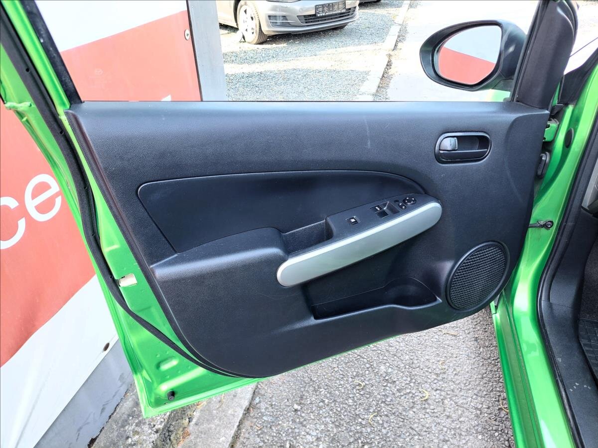 Mazda 2 Hatchback 1,3 l 55 kw