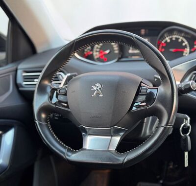 Peugeot 308 17