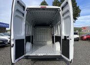 Peugeot Boxer Skříň 2,2 l 121 kw