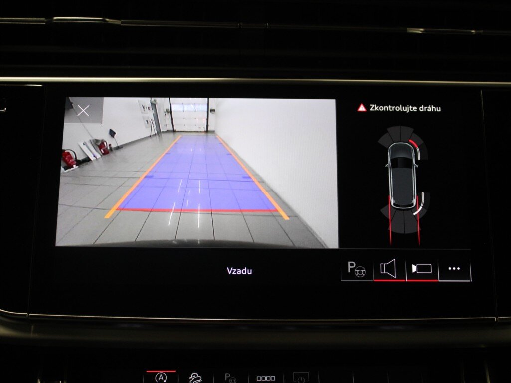 Audi Q7 SUV 3,0 l 210 kw