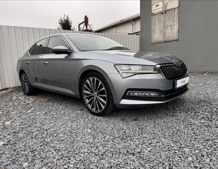 Škoda Superb 1