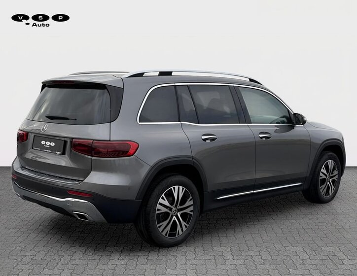 Mercedes-Benz GLB SUV / Terénní 1,3 l 120 kw