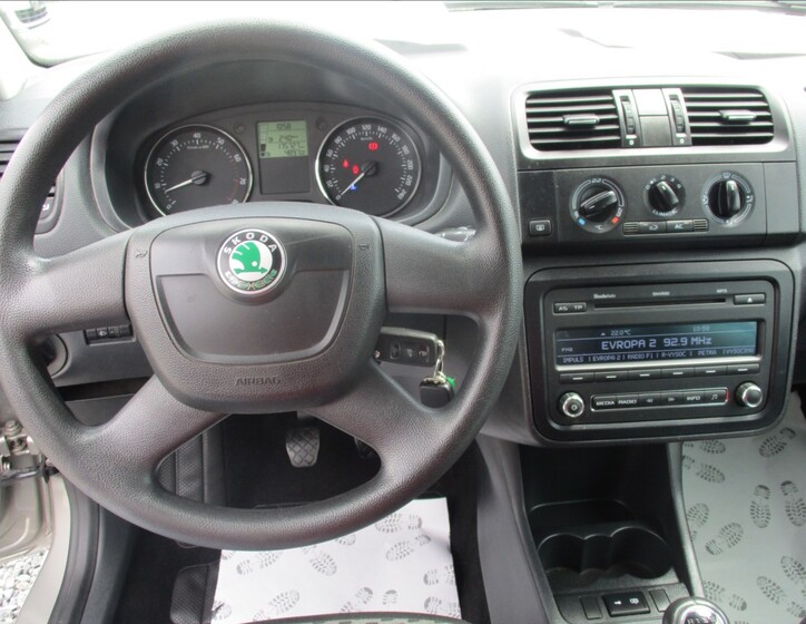 Škoda Roomster 15