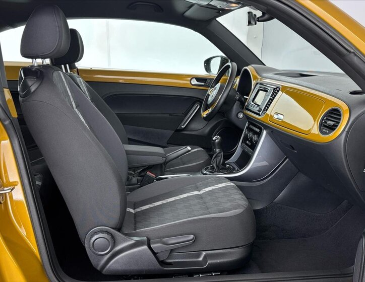 Volkswagen Beetle Hatchback 1,2 l 77 kw