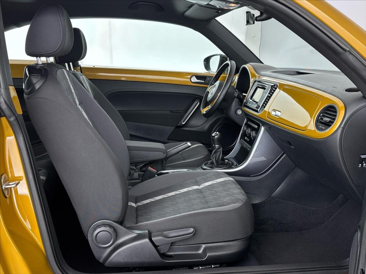 Volkswagen Beetle Hatchback 1,2 l 77 kw