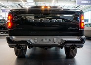 Dodge RAM 4