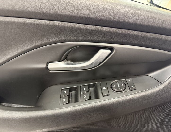 Hyundai i30 Hatchback 998,0 88 kw