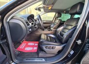 Volkswagen Touareg SUV 4,1 l 250 kw