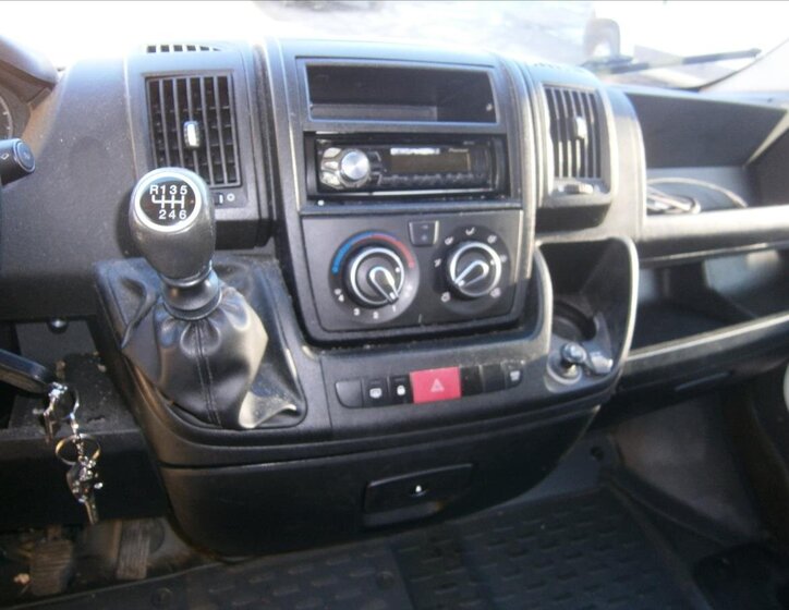 Peugeot Boxer Ostatní 2,2 l 81 kw