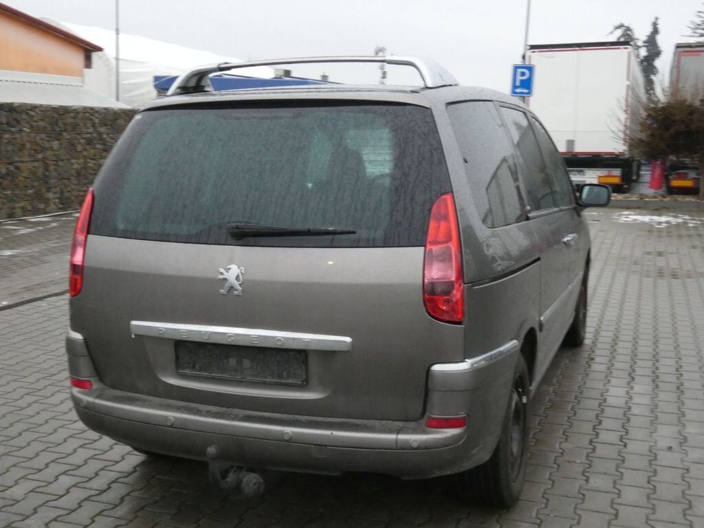 Peugeot 807