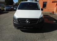 Mercedes-Benz Vito 2