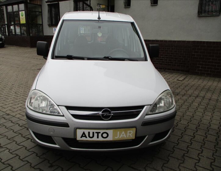 Opel Combo Kombi 1,7 l 74 kw
