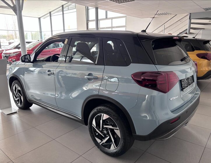 Suzuki Vitara SUV / Terénní 1,4 l 81 kw