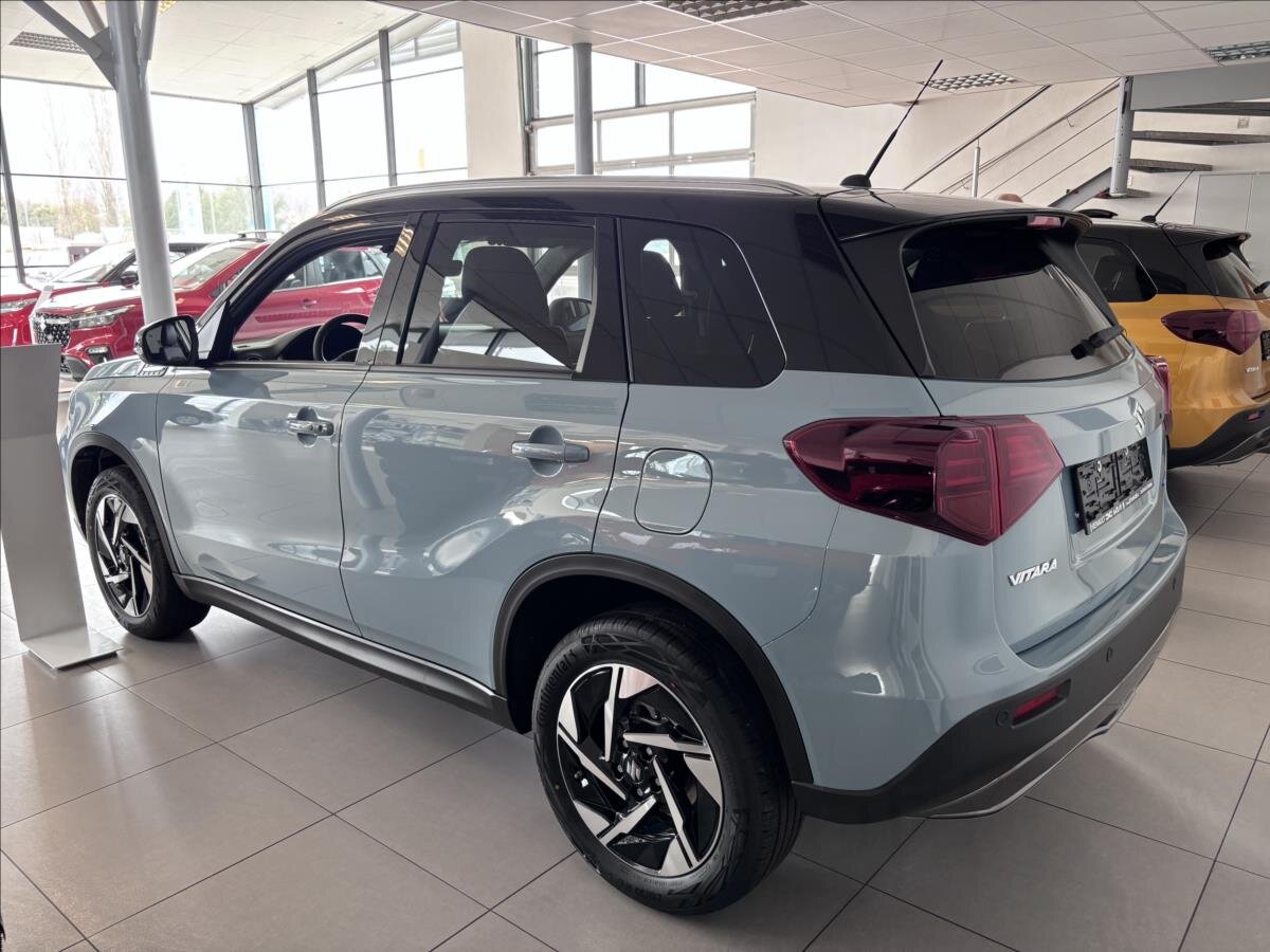 Suzuki Vitara SUV / Terénní 1,4 l 81 kw