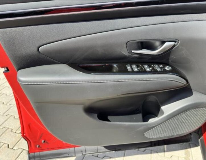 Hyundai Tucson SUV / Terénní 1,6 l 110 kw
