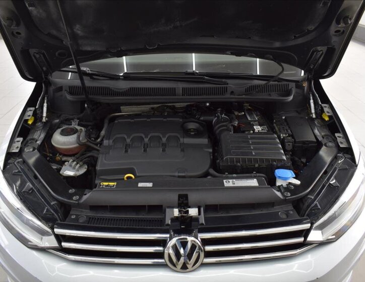 Volkswagen Touran Kombi 2,0 l 110 kw